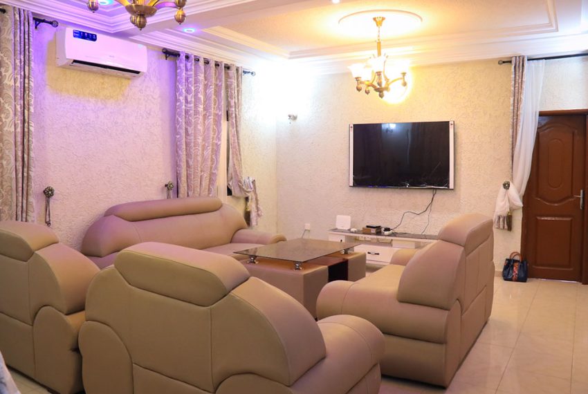 Villa à vendre à bon prix à Lomé, Togo – Légbassito Agoé