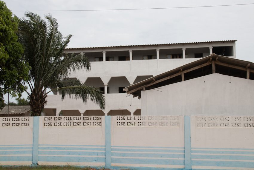 École à vendre au Togo Lomé de la maternelle au lycée, bâtiments 4