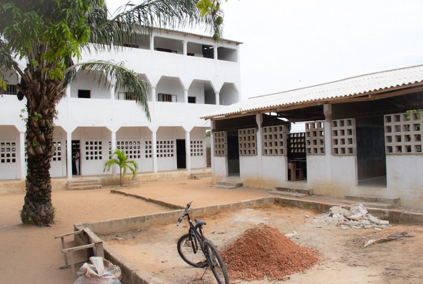 École à vendre au Togo Lomé de la maternelle au lycée, bâtiments 6