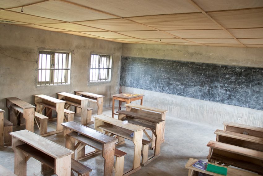 École à vendre au Togo Lomé de la maternelle au lycée, bâtiments 10