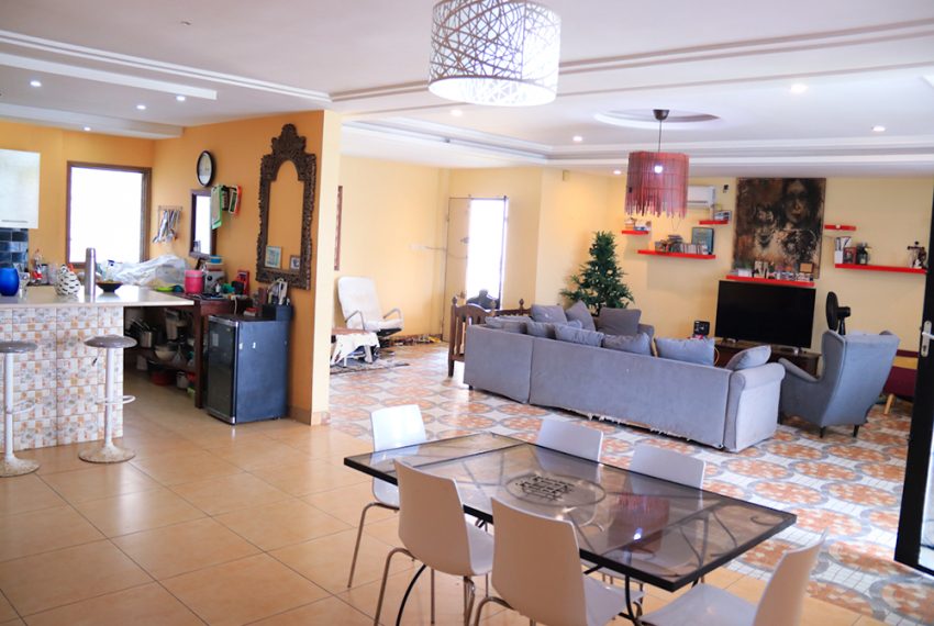 VILLA A VENDRE A BAGUIDA PROCHE CENTRE AERE BCEAOA LOME TOGO 9