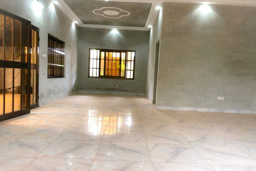 Villa à vendre a apéssito route mission tové légbassito 16