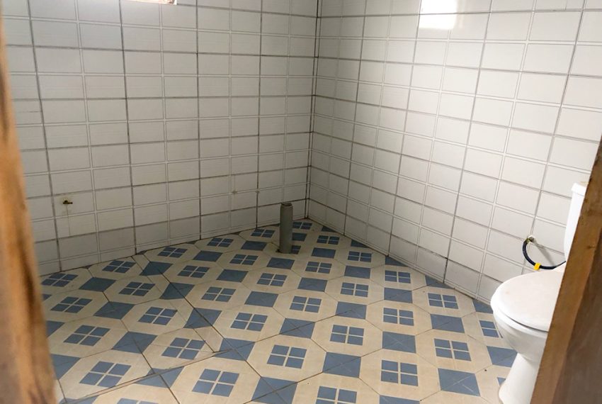 Villa à vendre a apéssito route mission tové légbassito 23