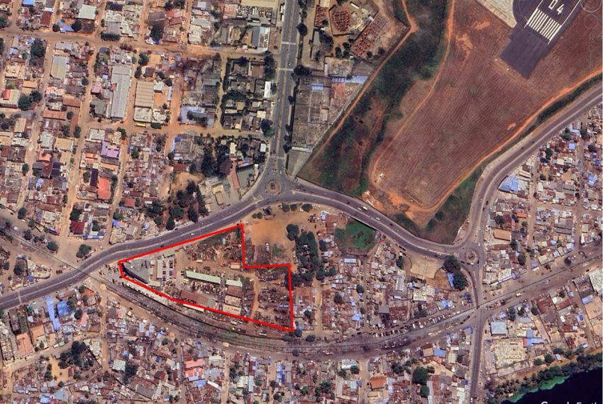 domaine à vendre sur la route de l'aeroport Lome Togo 1