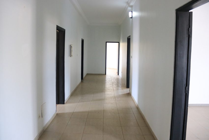 Villa à louer à Djidjolé Lomé Togo 11