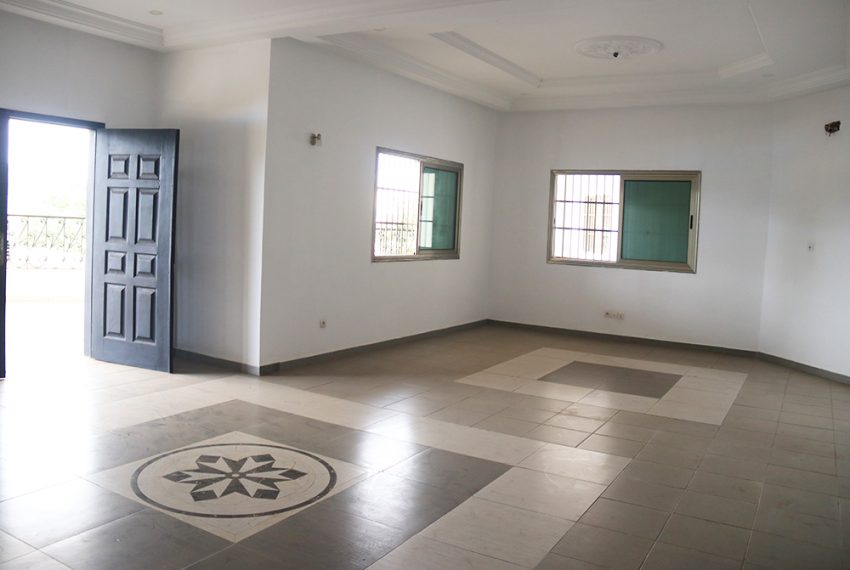 Villa à louer à Djidjolé Lomé Togo 12