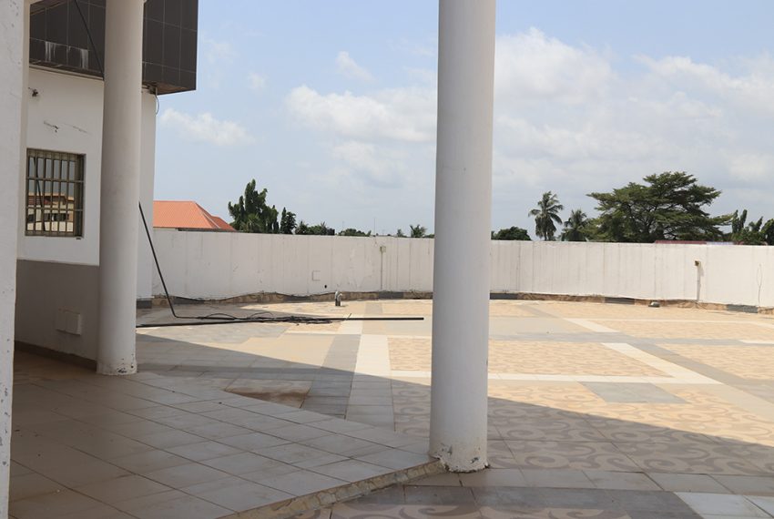 Villa à louer à Djidjolé Lomé Togo 21