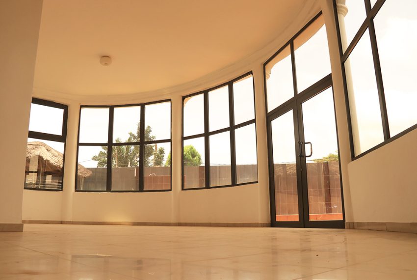 Villa à louer à Djidjolé Lomé Togo 6