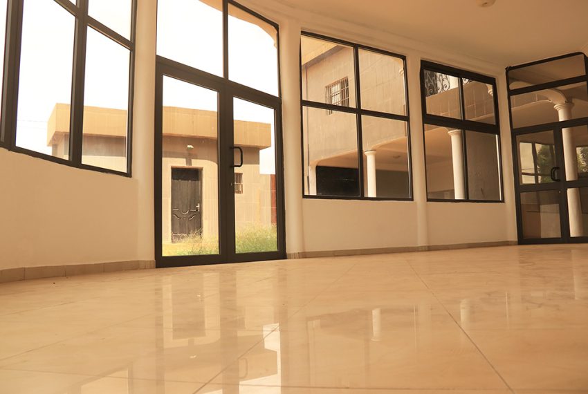 Villa à louer à Djidjolé Lomé Togo 7