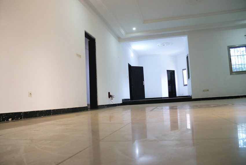 Villa à louer à Djidjolé Lomé Togo 9